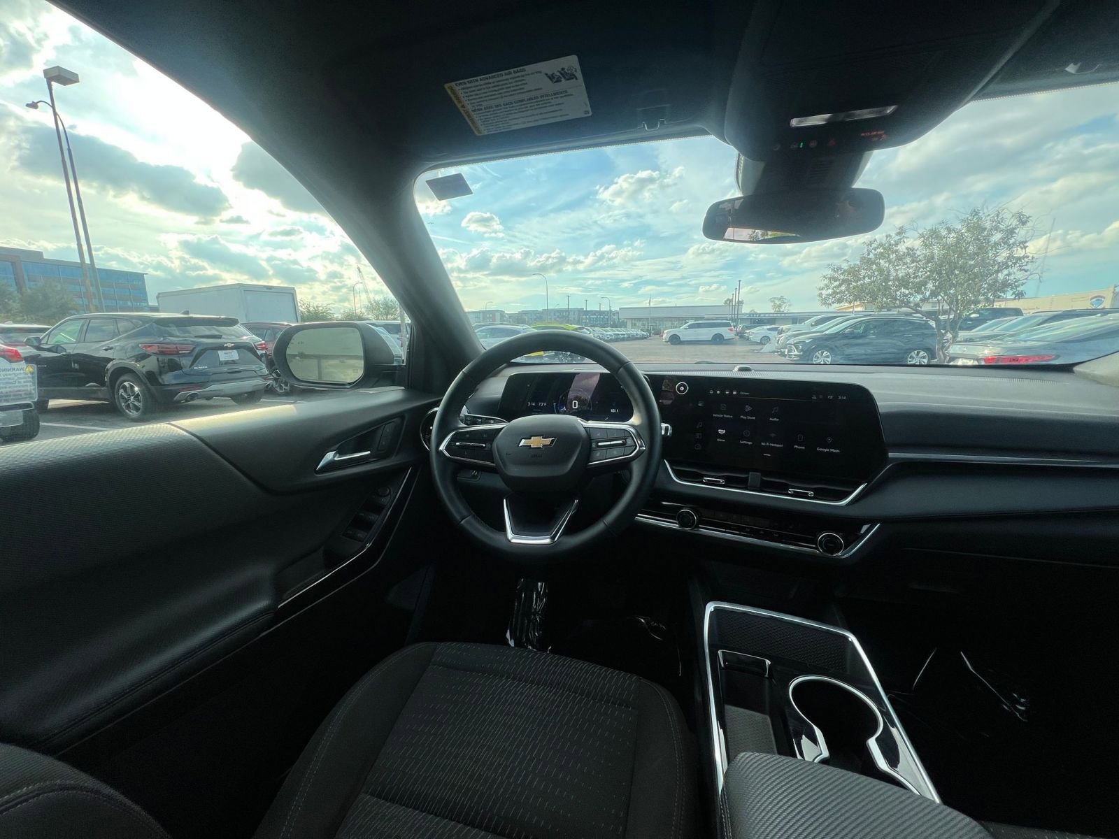 Used 2025 Chevrolet Equinox LT image 34