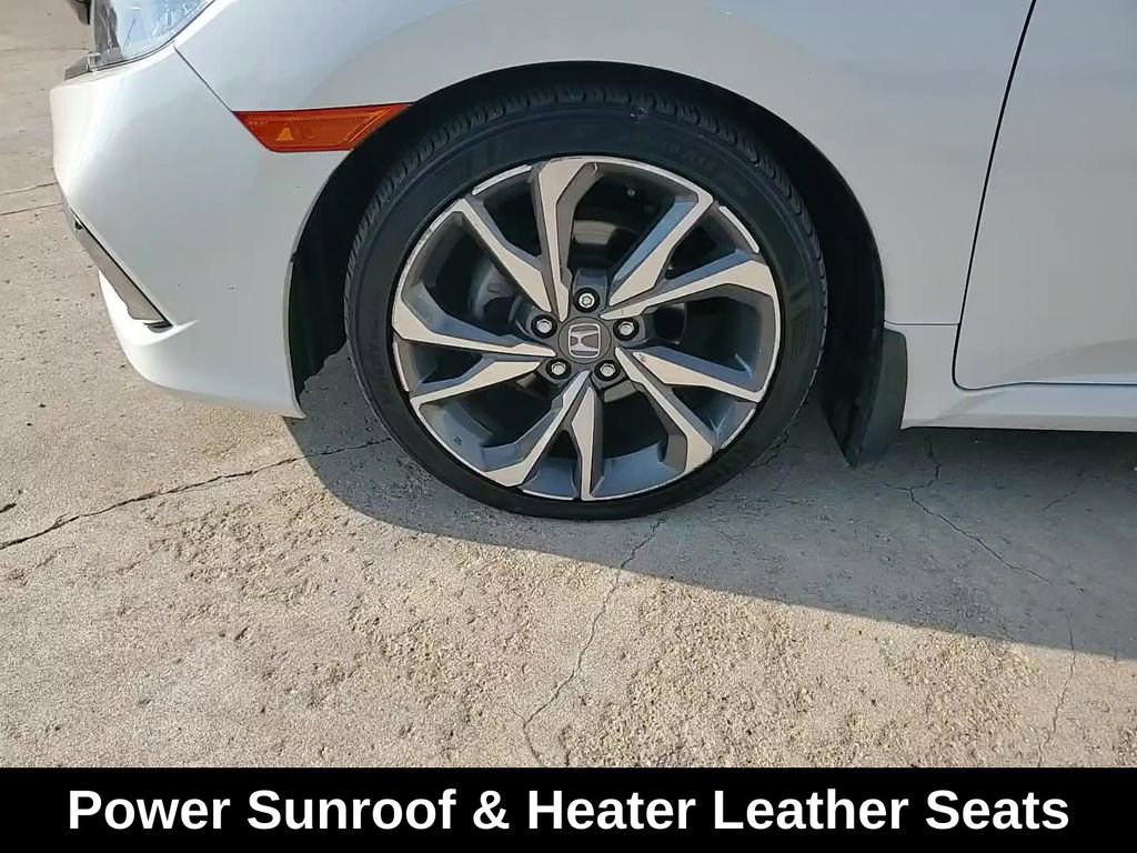 Used 2019 Honda Civic Touring image 9