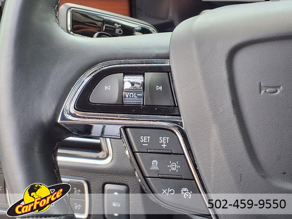 Used 2023 Lincoln Navigator Reserve image 23