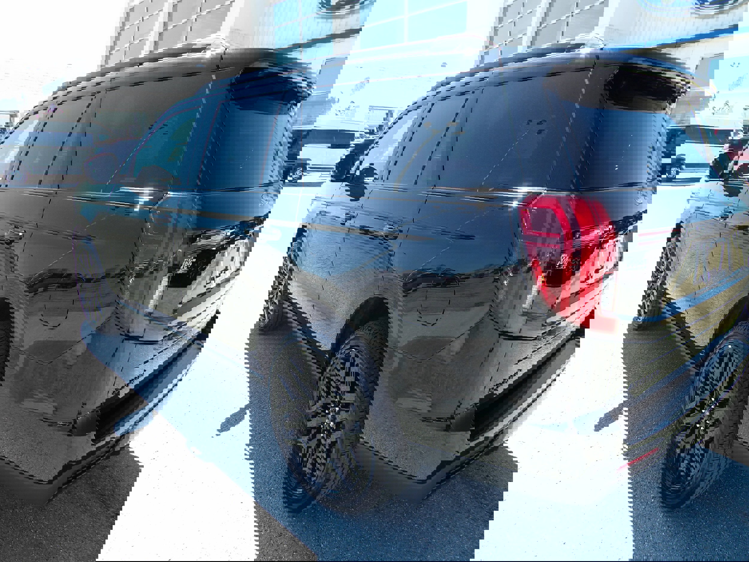 New 2026 Ford Expedition Platinum w/ Stealth Performance Package image 47