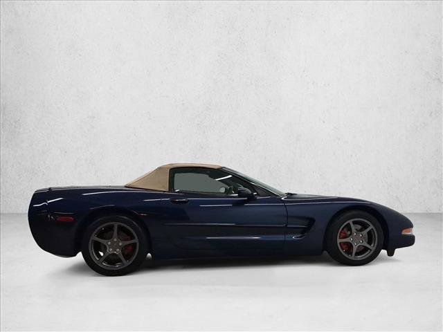 Used 2001 Chevrolet Corvette Convertible w/ Preferred Equipment Group2 RWD image 4