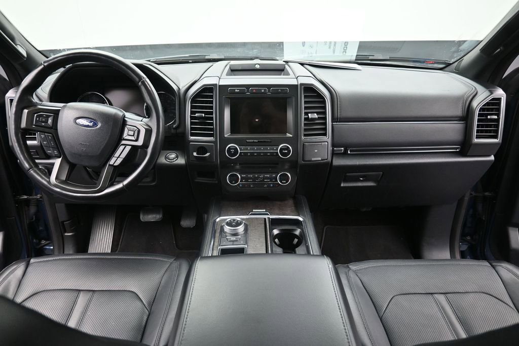 Used 2018 Ford Expedition Limited w/ Equipment Group 301A RWD image 16