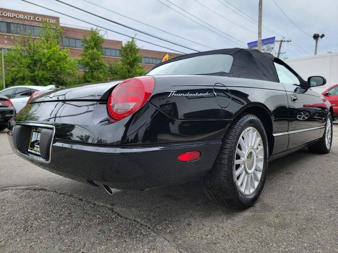 Used 2004 Ford Thunderbird RWD image 10