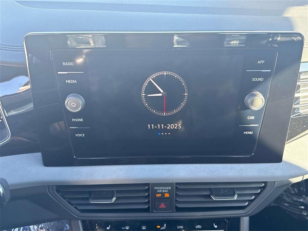 New 2026 Volkswagen Jetta SE FWD image 20