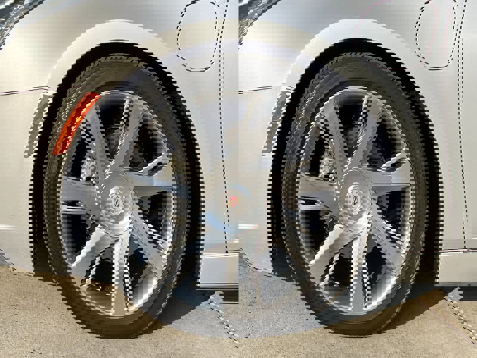 Used 2014 Cadillac ELR w/ Luxury Package image 25