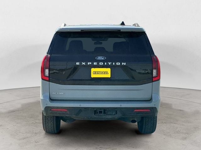 Certified 2025 Ford Expedition Active AWD/4WD image 4