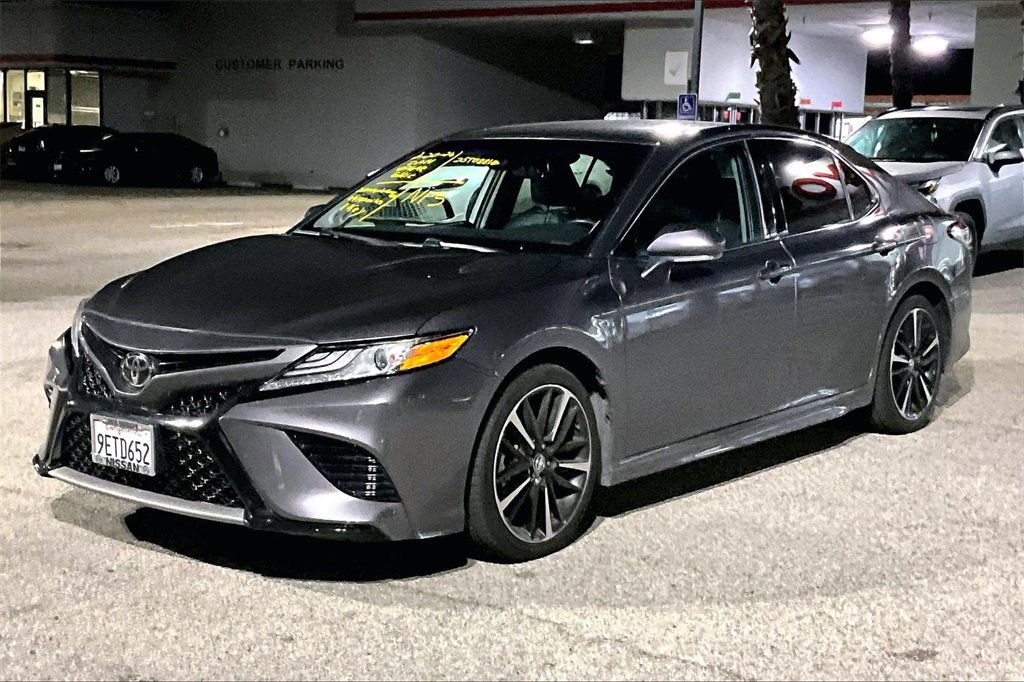 Used 2020 Toyota Camry XSE w/ Navigation Package image 3