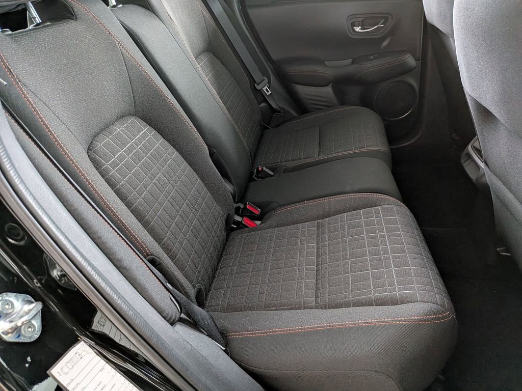 Used 2025 Honda HR-V Sport image 29