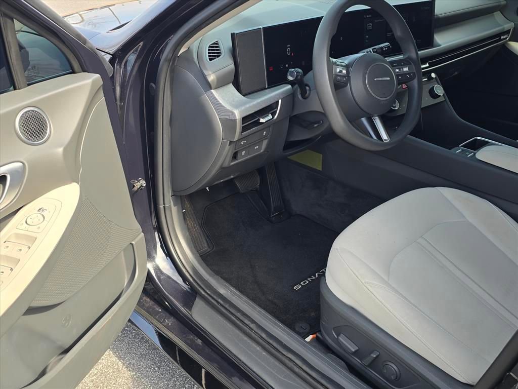 Certified 2024 Hyundai Sonata SEL image 9