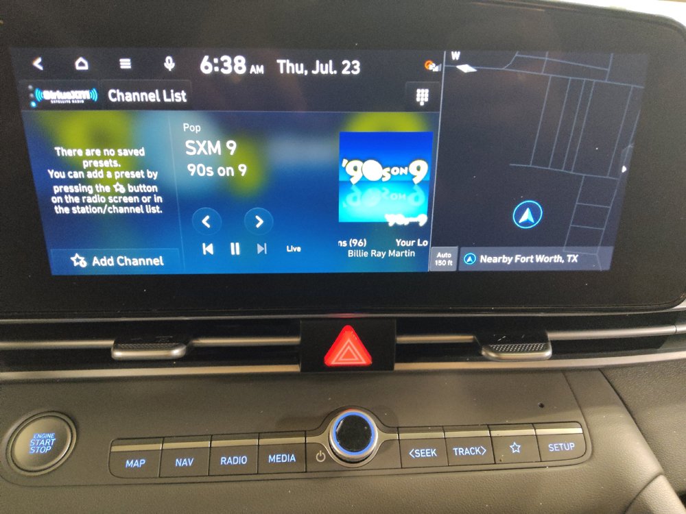 Used 2023 Hyundai Elantra SEL w/ Convenience Package FWD image 25