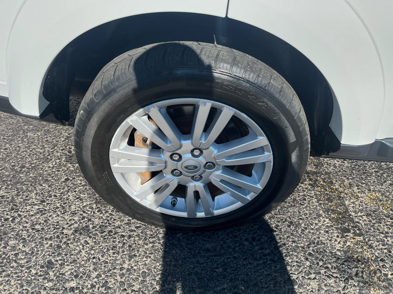 Used 2012 Land Rover LR4 HSE AWD/4WD image 14