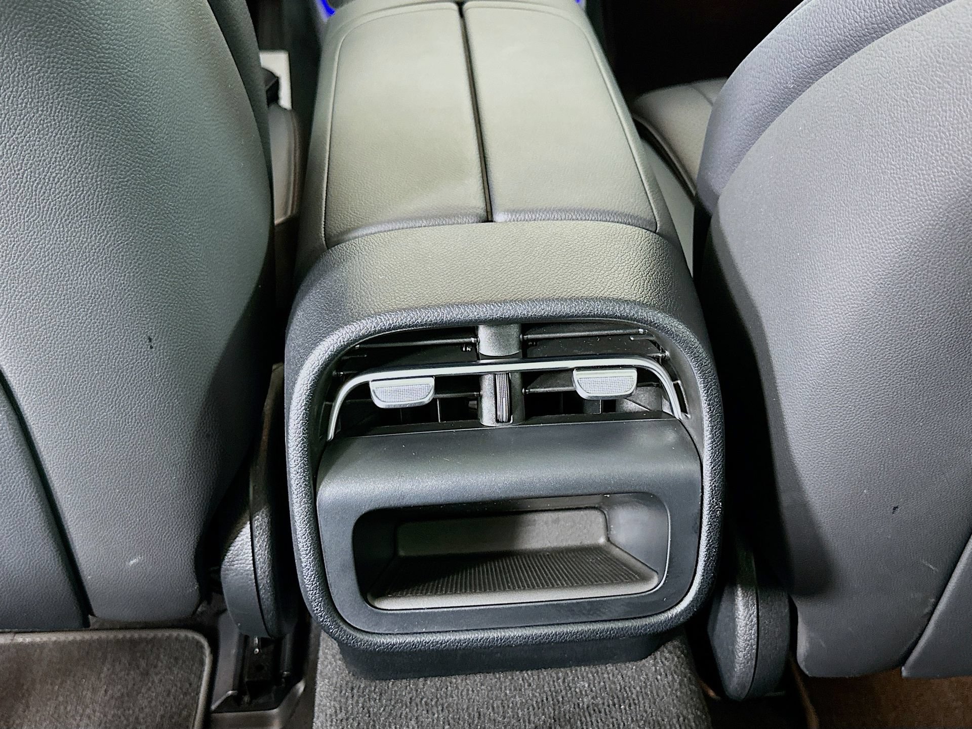 Certified 2025 Mercedes-Benz E 350 4MATIC Sedan image 28