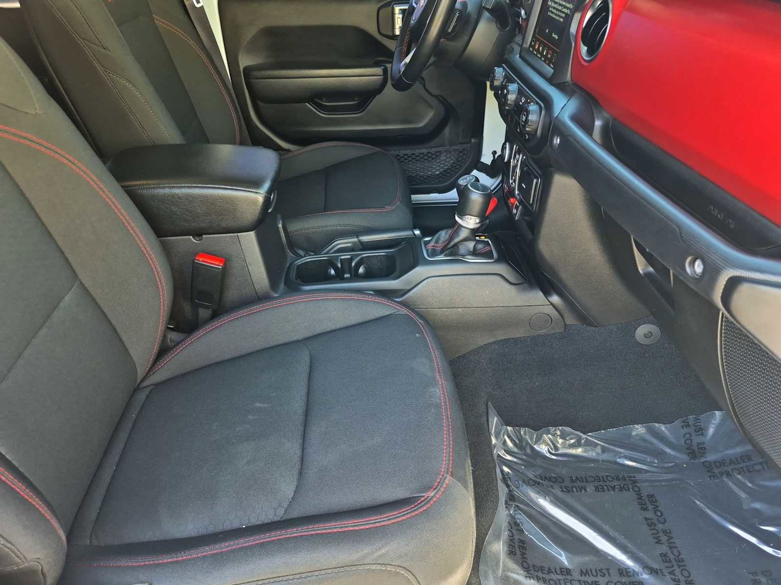 Used 2022 Jeep Gladiator Rubicon AWD/4WD image 18