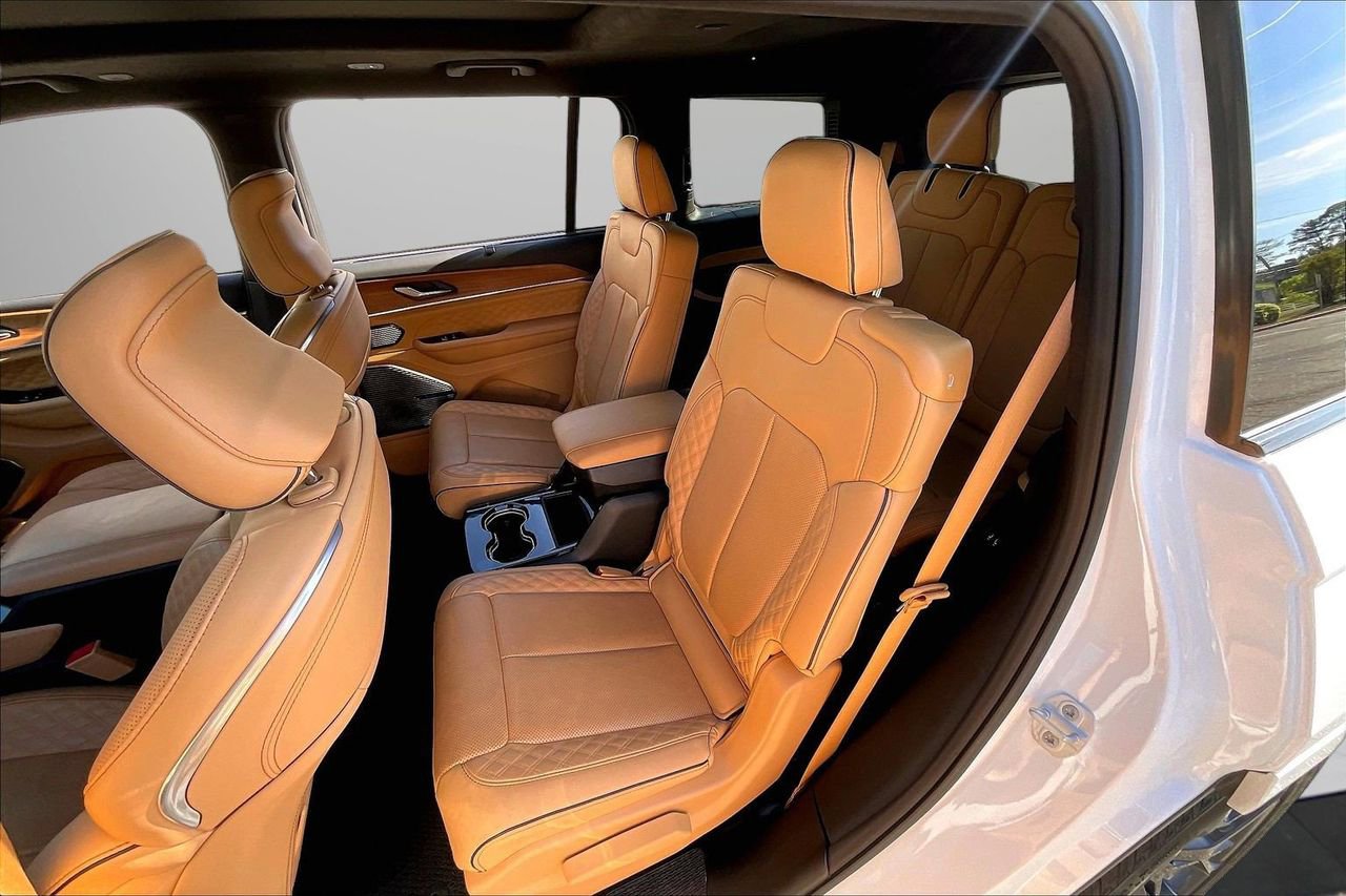 Certified 2025 Jeep Grand Cherokee L Summit image 24