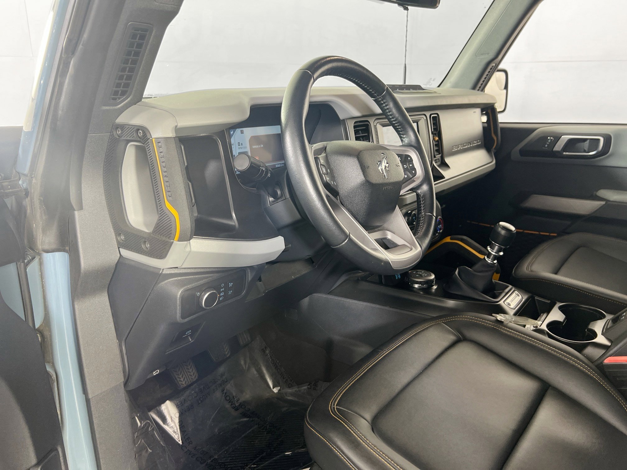 Used 2022 Ford Bronco Badlands image 9