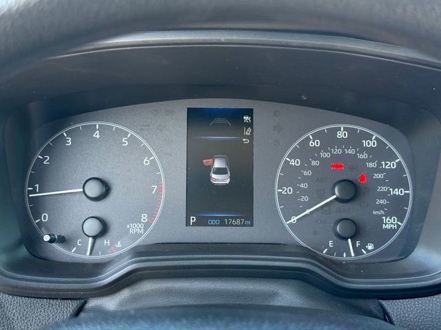 Used 2025 Toyota Corolla LE FWD image 18