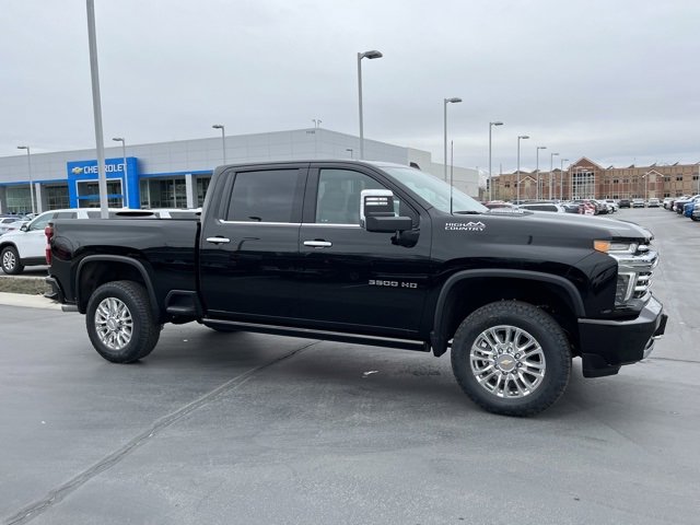 New 2023 Chevrolet Silverado 3500 High Country w/ Z71 Off-Road Package image 2