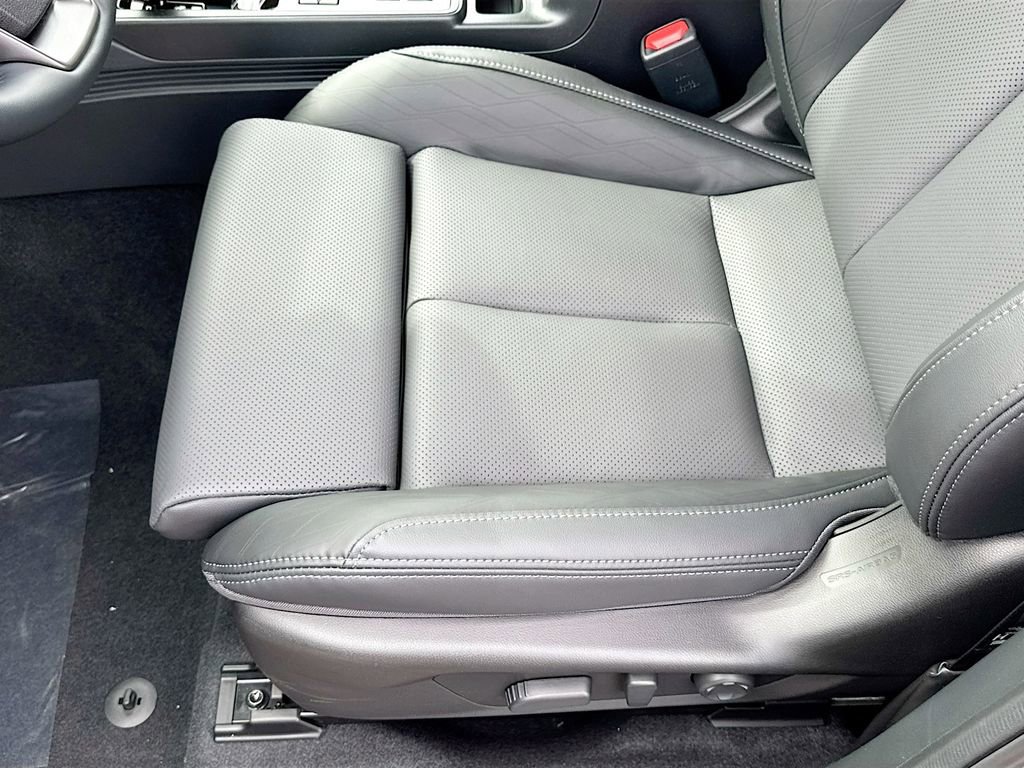 New 2026 Subaru Outback Touring AWD/4WD image 18