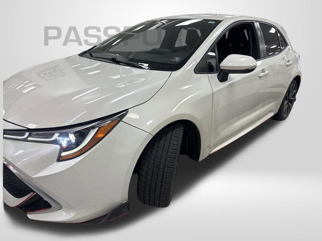 Used 2019 Toyota Corolla XSE image 2
