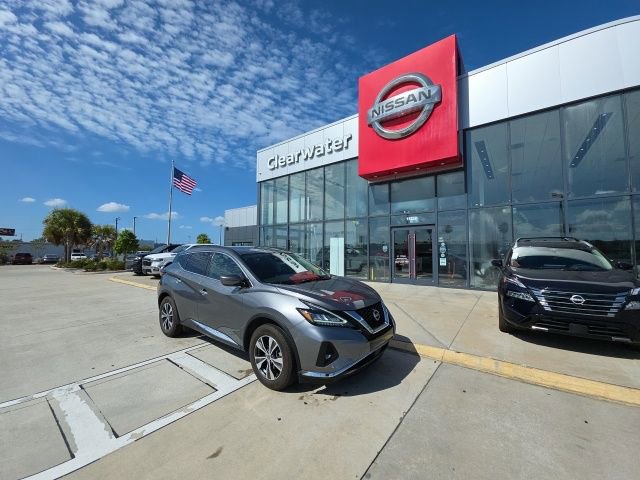 Used 2023 Nissan Murano SV FWD image 1