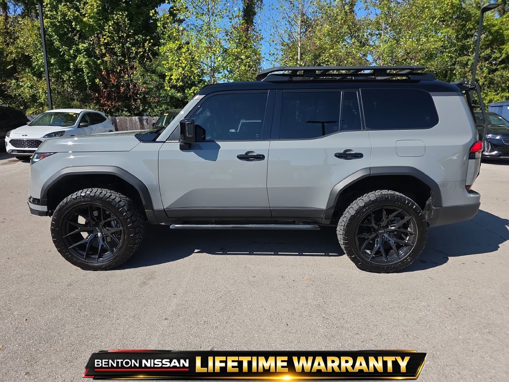Used 2024 Lexus GX 550 AWD/4WD image 9