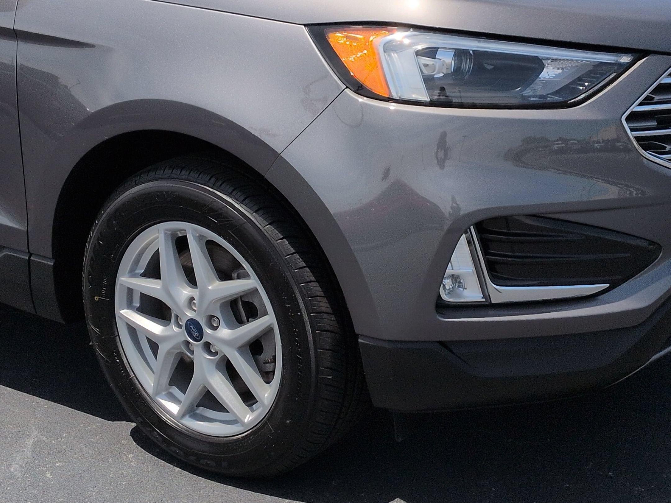 Used 2022 Ford Edge SEL w/ Convenience Package AWD/4WD image 10