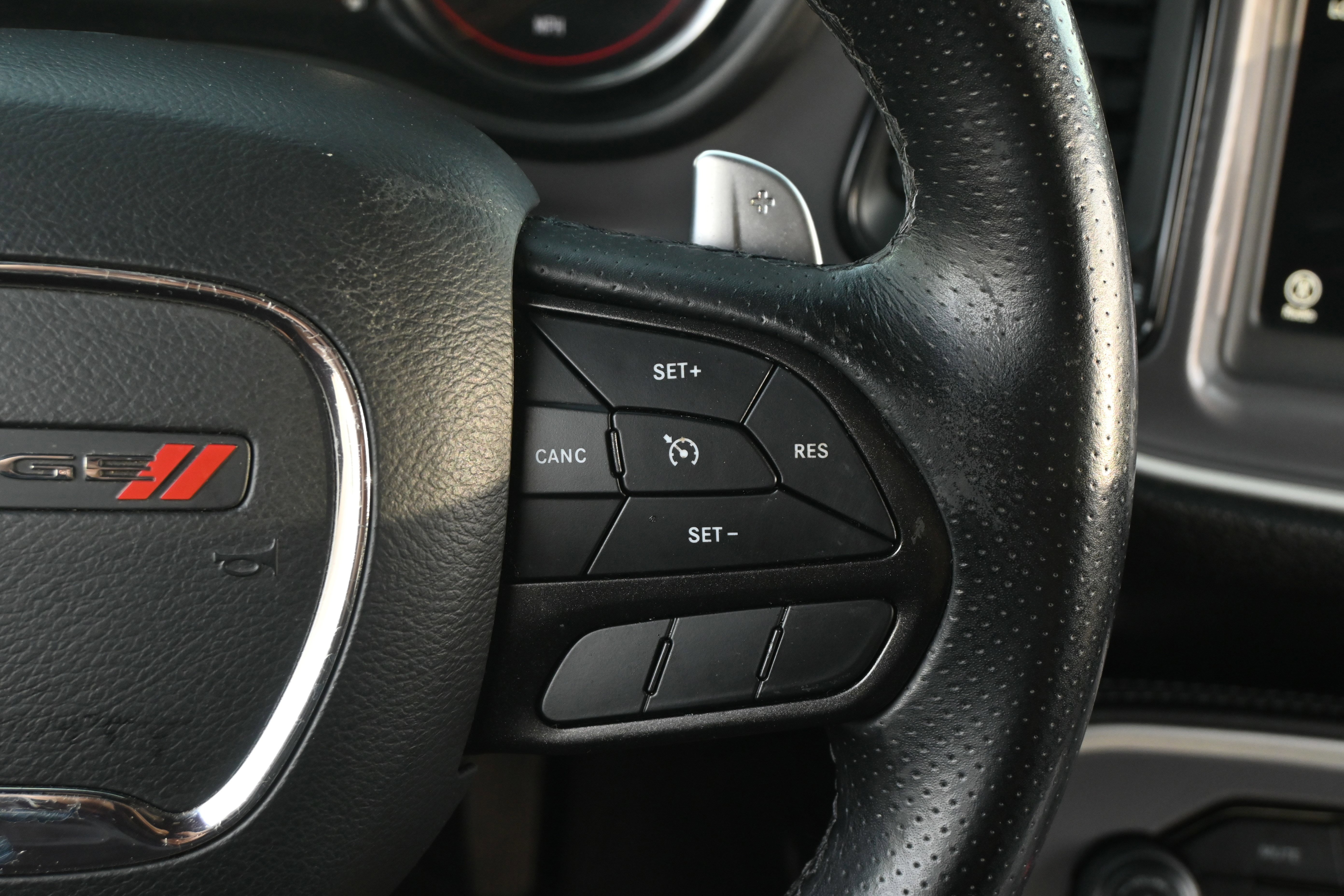 Used 2022 Dodge Challenger GT image 31