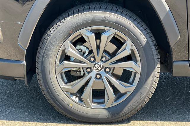 Certified 2023 Toyota RAV4 Limited AWD/4WD image 32