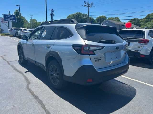 Used 2025 Subaru Outback Onyx Edition AWD/4WD image 7