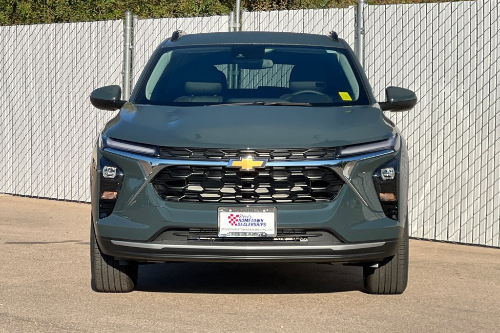 New 2026 Chevrolet Trax LT w/ Driver Confidence Package image 6