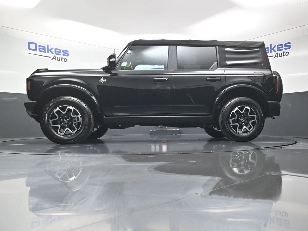 Used 2021 Ford Bronco Outer Banks image 41