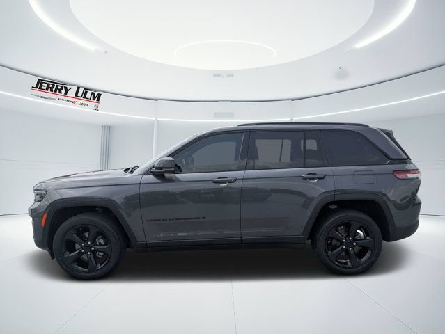 Certified 2022 Jeep Grand Cherokee Altitude RWD image 6