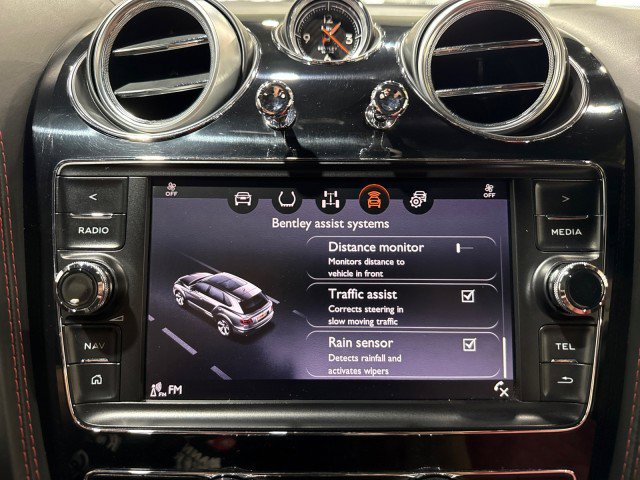 Used 2018 Bentley Bentayga image 83