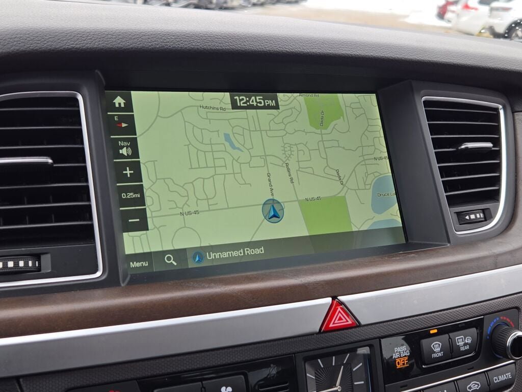 Used 2015 Hyundai Genesis 3.8 w/ Option Group 04 image 22