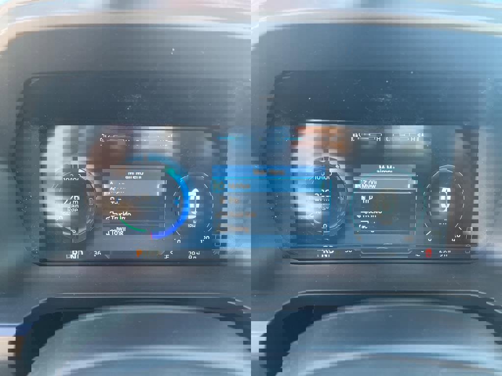 New 2023 Ford F150 Lightning Platinum image 14