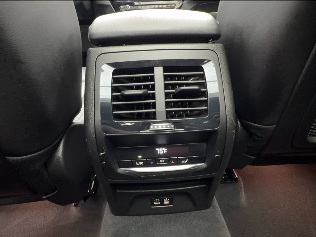 Used 2024 BMW X3 sDrive30i w/ Convenience Package RWD image 39