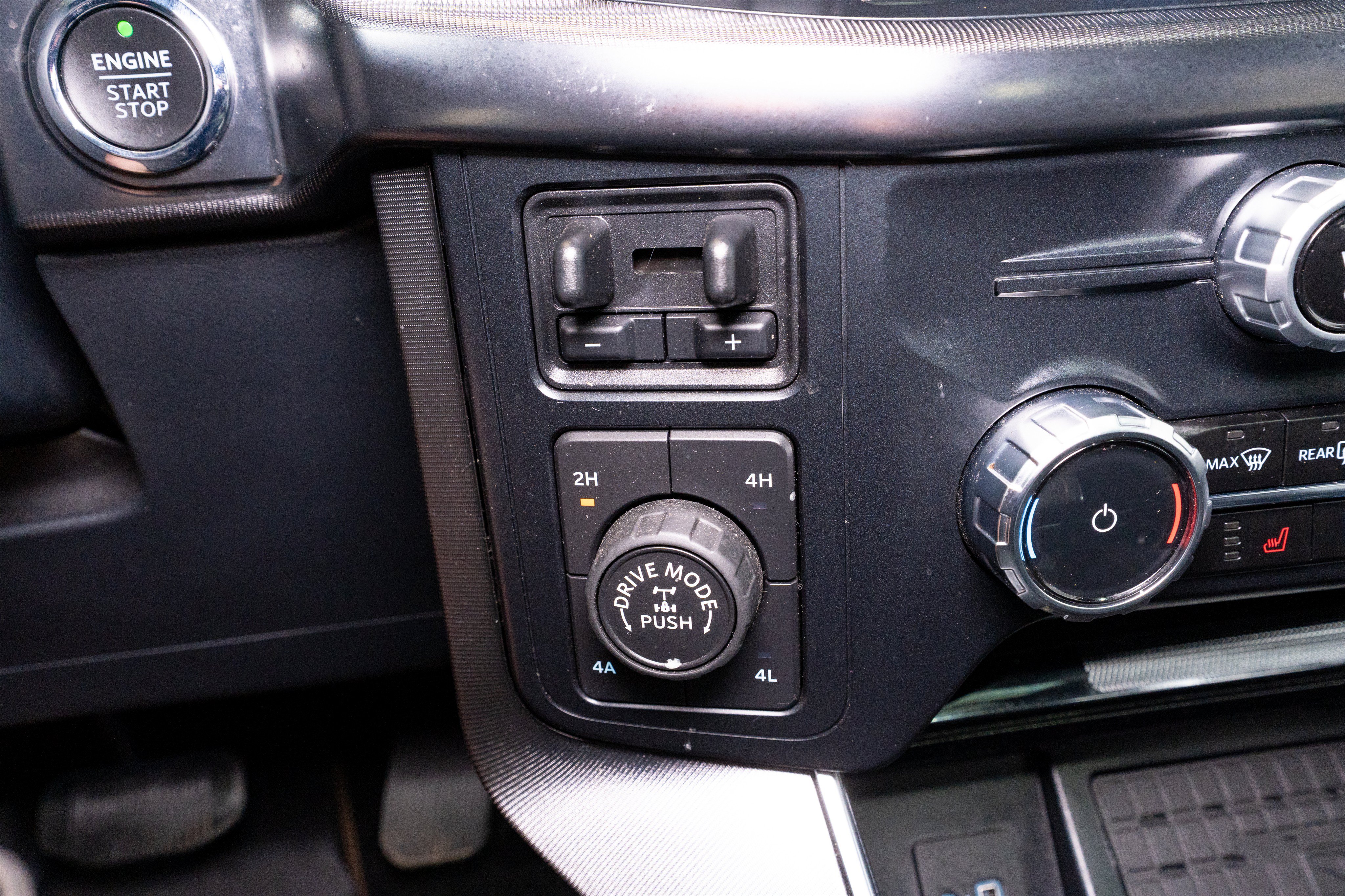 Used 2023 Ford F150 Platinum w/ Equipment Group 701A High AWD/4WD image 34