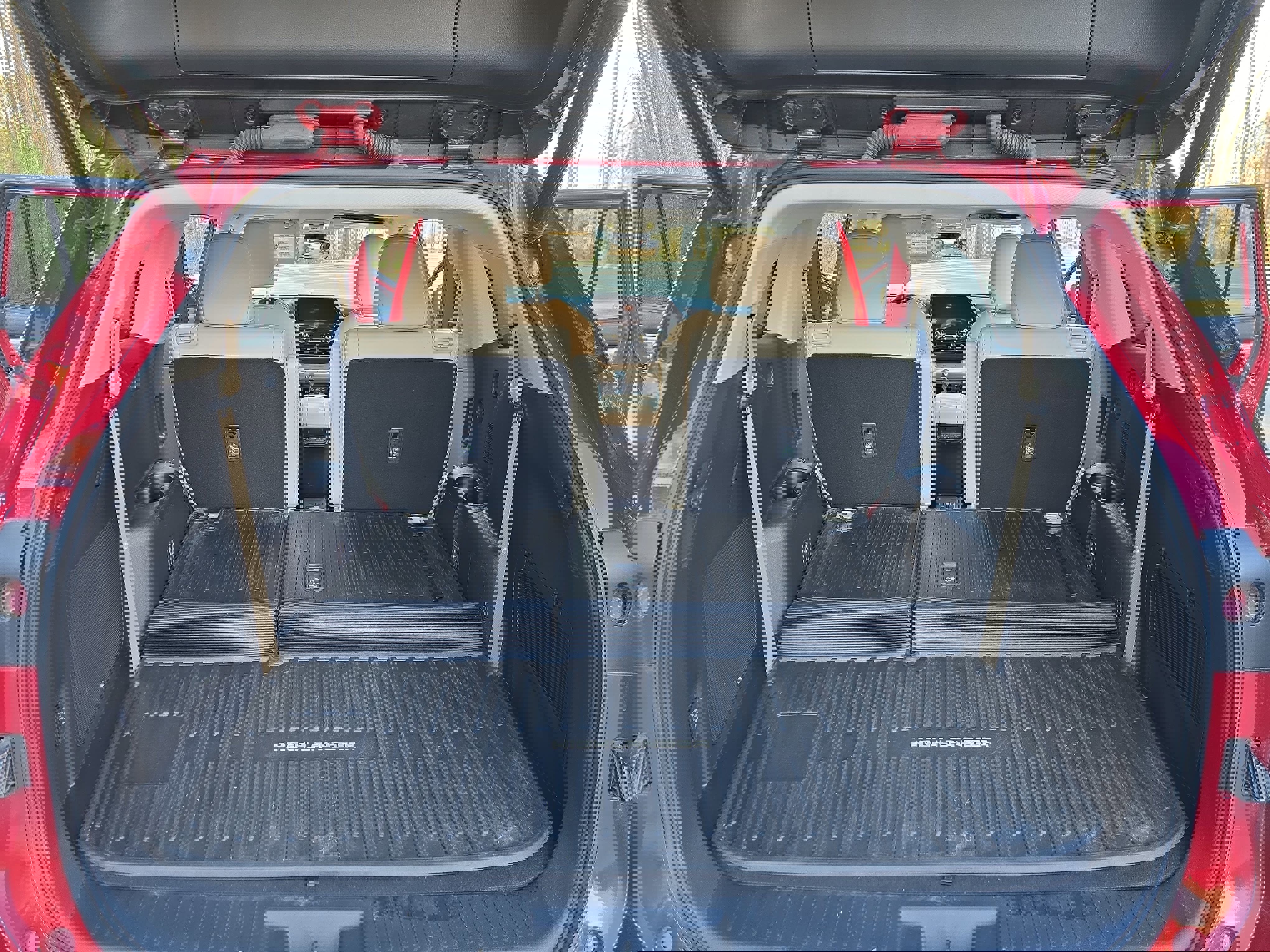 Used 2023 Toyota Highlander Limited image 13