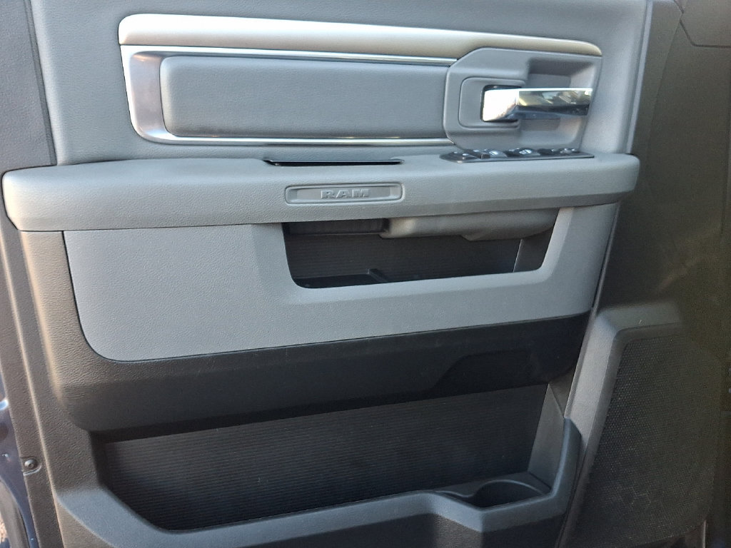 Used 2019 RAM 1500 Big Horn AWD/4WD image 12