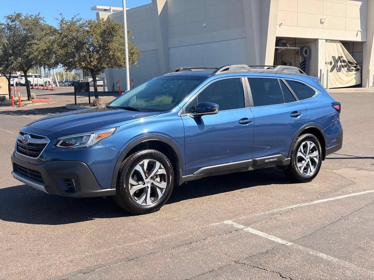 Used 2021 Subaru Outback Limited w/ Popular Package #2 AWD/4WD image 2