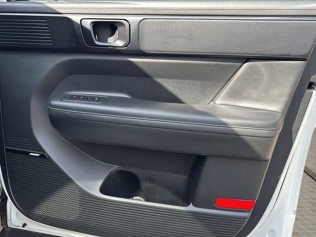 Used 2024 Hyundai Santa Fe Calligraphy AWD/4WD image 39