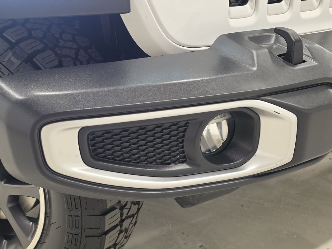 Used 2020 Jeep Gladiator Overland image 48