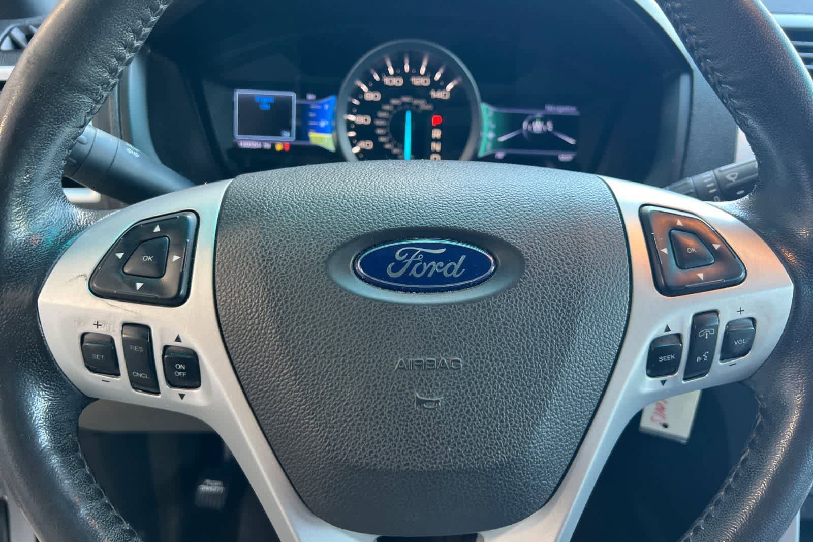 Used 2013 Ford Explorer XLT FWD image 24