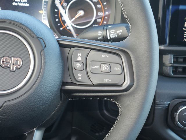 New 2025 Jeep Gladiator Sport image 18