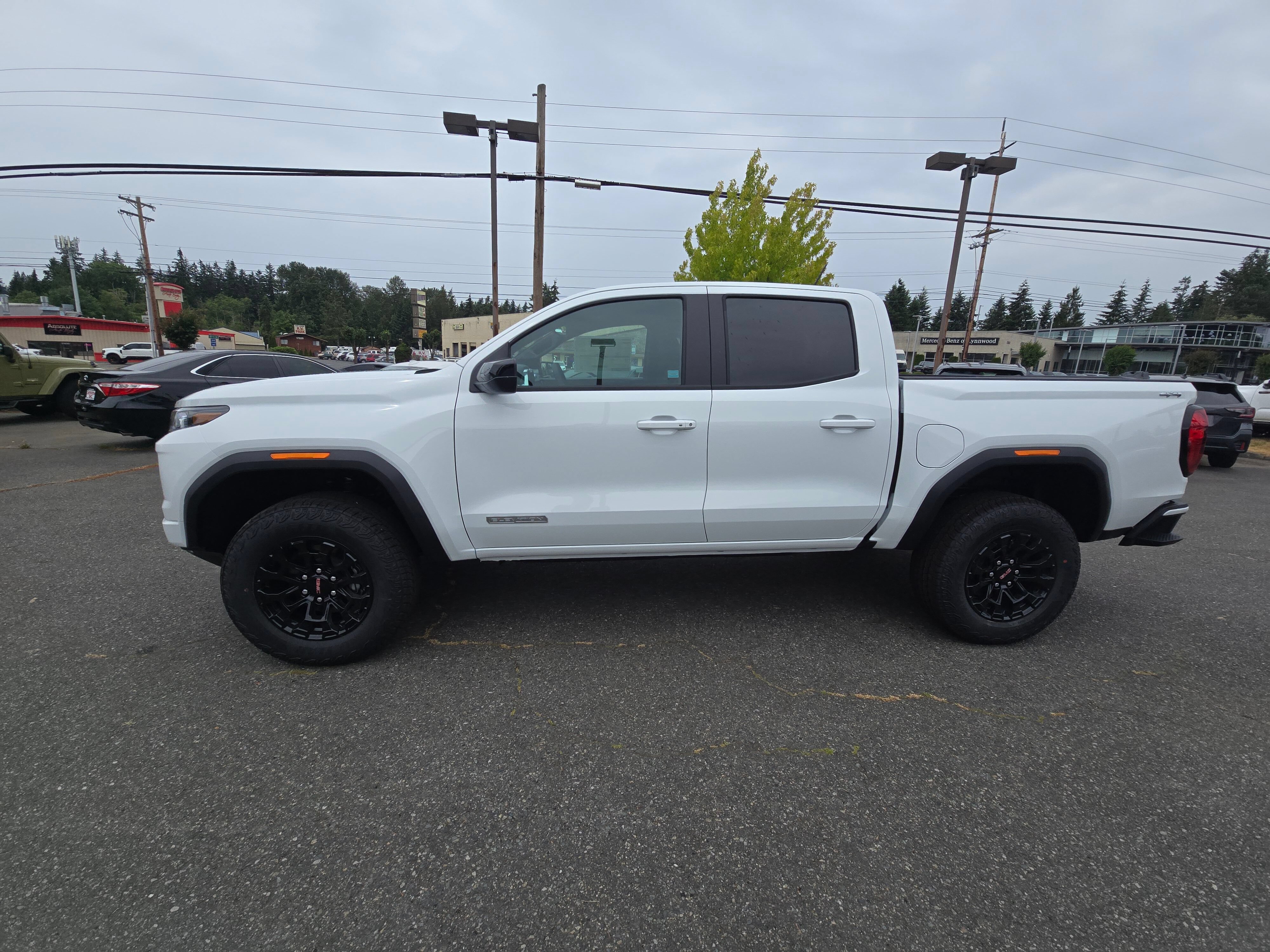 New 2026 GMC Canyon Elevation w/ Convenience Package AWD/4WD image 4
