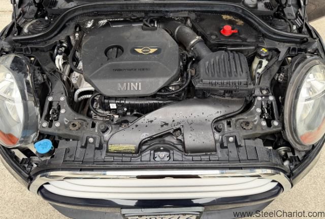 Used 2015 MINI Cooper 4-Door Hardtop image 21