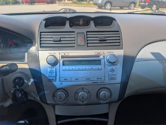 Used 2008 Toyota Solara SE FWD image 12