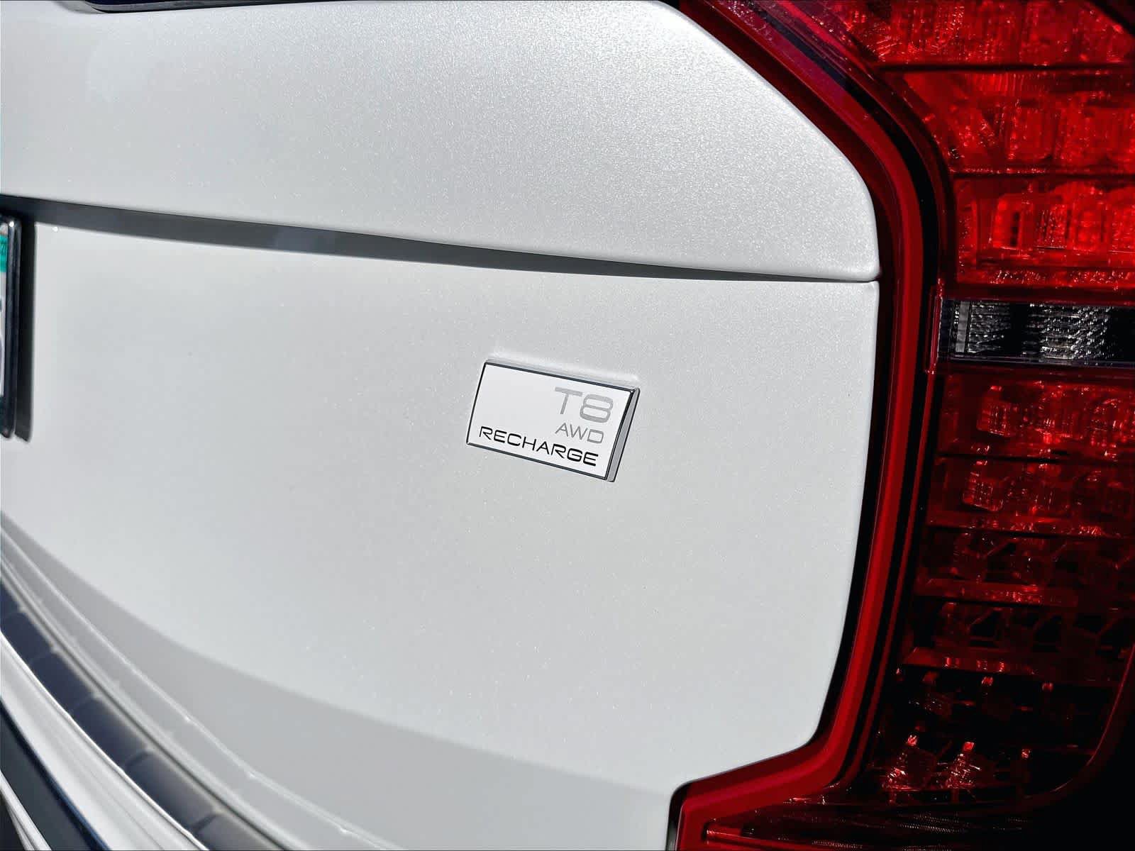 Used 2024 Volvo XC90 T8 Ultimate w/ Protection Package Premier AWD/4WD image 11