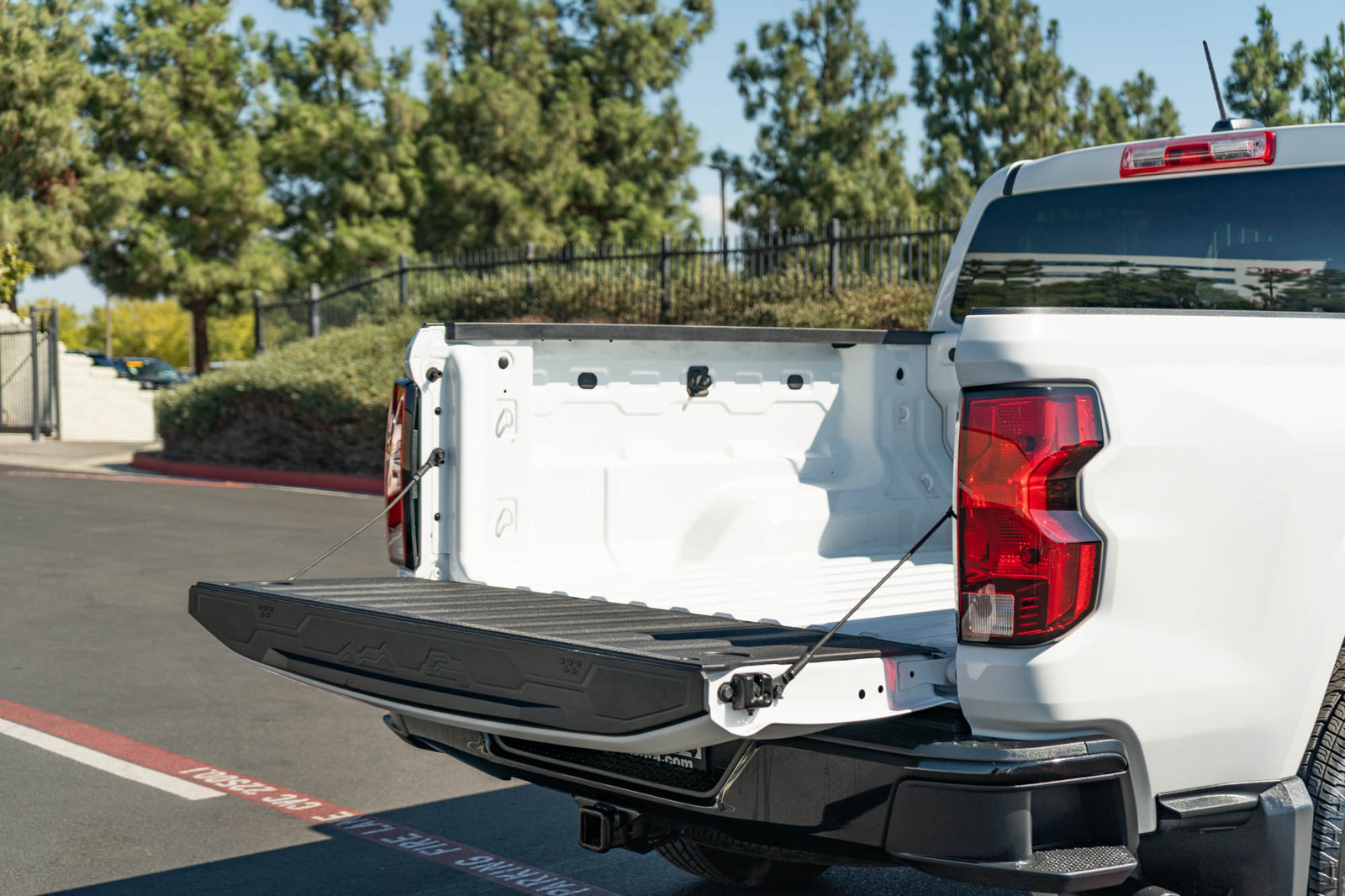 Used 2024 Chevrolet Colorado W/T RWD image 22