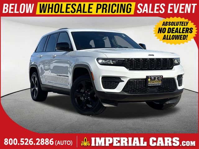 Used 2022 Jeep Grand Cherokee Altitude image 1